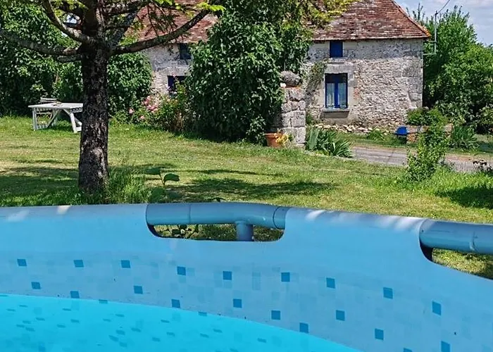 Gite 4 Pers, Jacuzzi, Piscine, Proche Futuroscope, Calme Et Nature A La Roche Posay