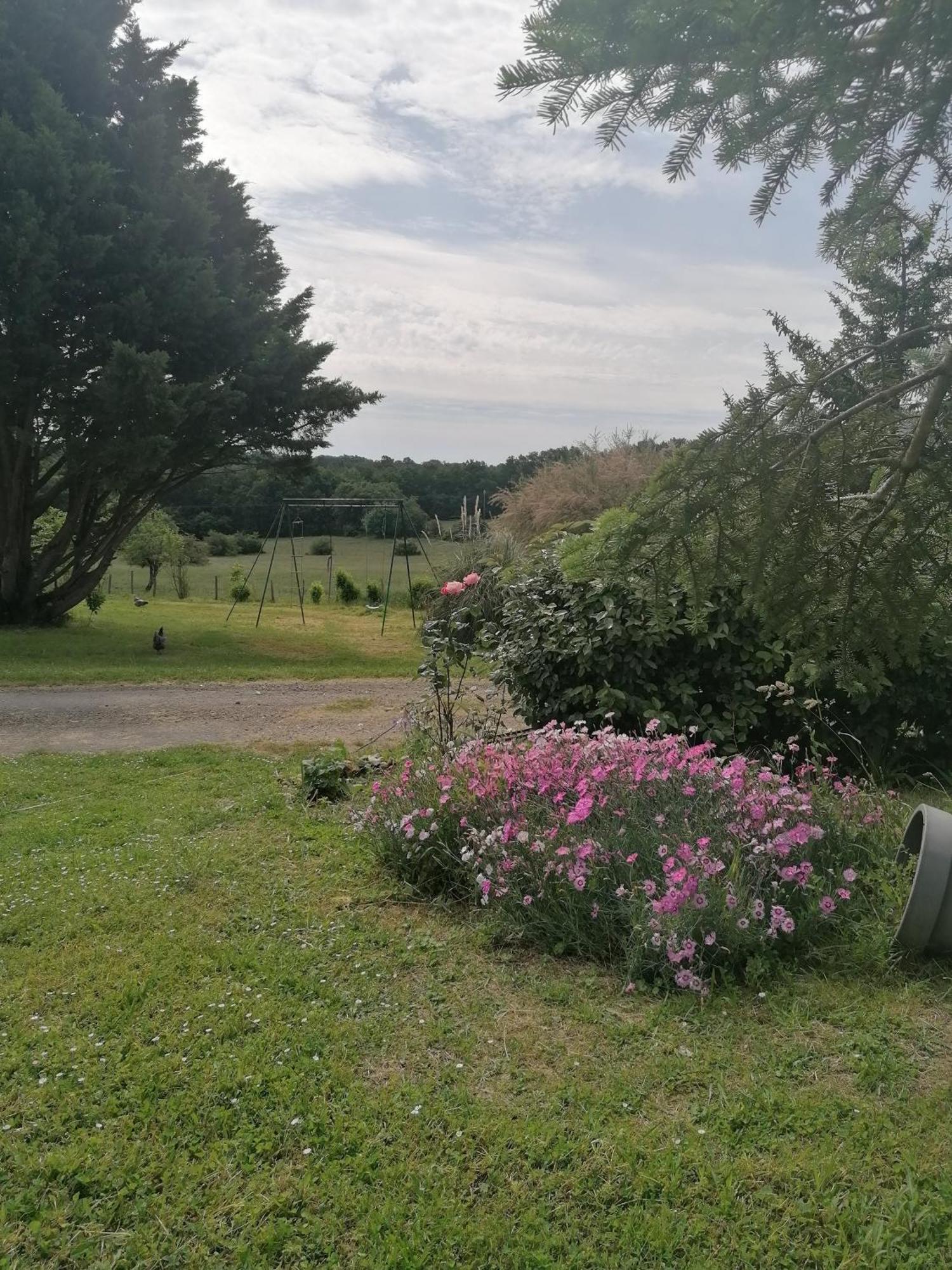 Charmante Maison, Calme Et Nature A Posay Holiday home