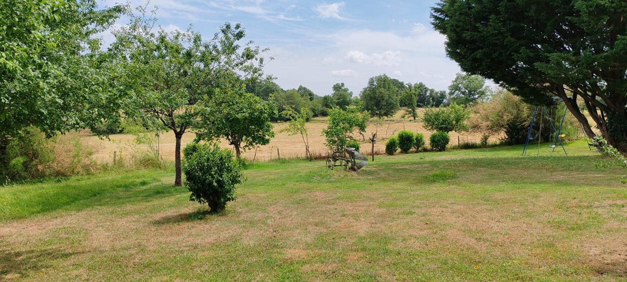 4 Pers, Jacuzzi, Piscine, Proche Futuroscope, Calme Et Nature A Posay La Roche-Posay